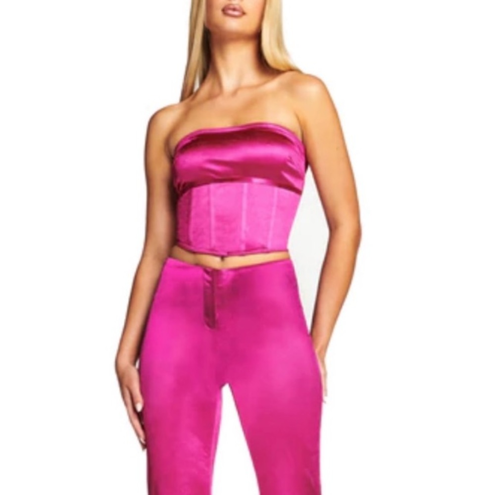 NWT iamgia top